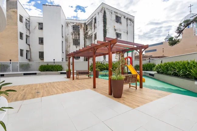 Imagem Cobertura Mercês Duplex Nova pronta para morar!