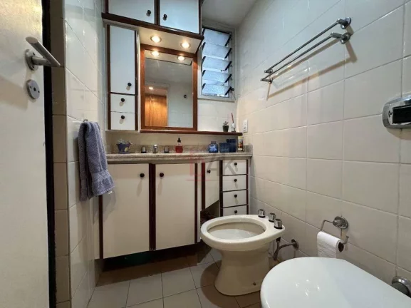 Imagem Apartamento no Brooklin: 92m² de Espaço Real, 3 Quartos e Varanda