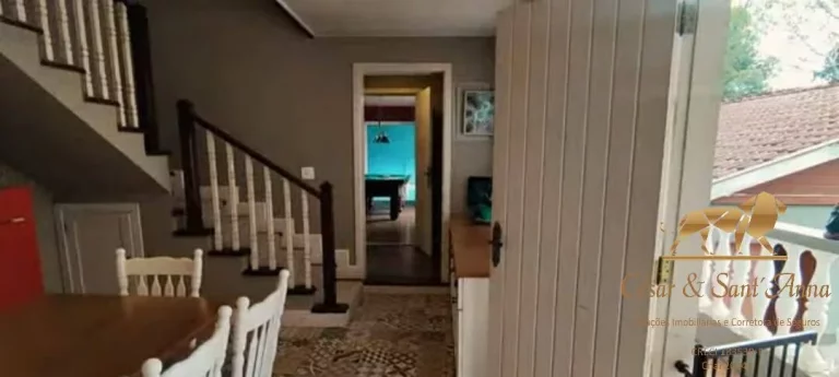 Imagem Linda e ampla casa a venda em Campos do Jordão-SP