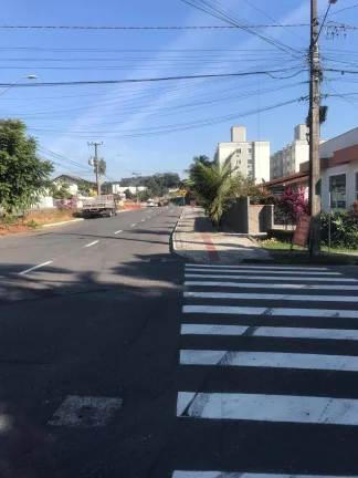 Imagem Area no Bairro Floresta Comercial e Residencial