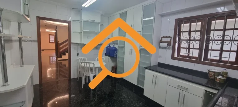 Imagem Sobrado à venda no City Campo Grande com piscina e Churrasqueira. Aceita Permuta.