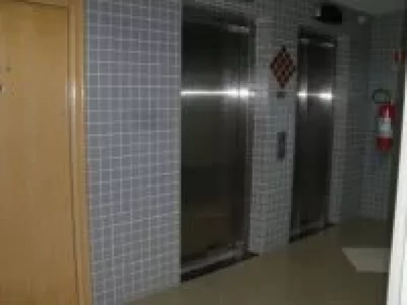 Imagem Sala Comercial à venda bem localizada no Rudge Ramos, 2 WC´s, 1 vaga determinada e coberta, 62m²