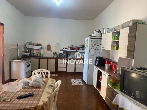 Imagem Casa com 2 dormitórios à venda, 184 m² por R$ 270.000,00 - Setor Paranaíba - Itumbiara/GO