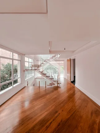 Imagem Casa de Condomínio em Alphaville - Santana de Parnaíba, SP