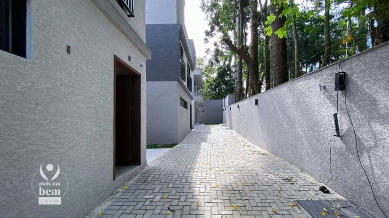 Imagem Baixou de 920 mil por 880 mil - Sobrado 160 m² com 3 quartos (1 suíte) à venda por R$ 880.000 - Boa Vista - Curitiba/PR