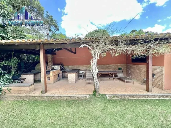 Imagem Casa na Granja Viana. 4 Dorms (2suites) Terreno 1.400m², Piscina,