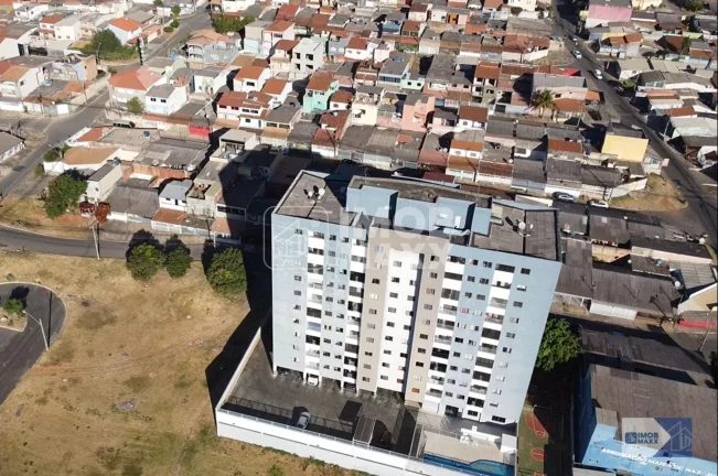 Imagem Apto em Samambaia Norte com 3 dormitórios e 64.7m² por R$320.000 - Confira!