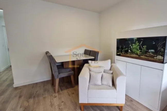 Imagem Apartamento reformado com 67 m² de área útil, composto por 3 dormitórios, sendo um espaço para ...