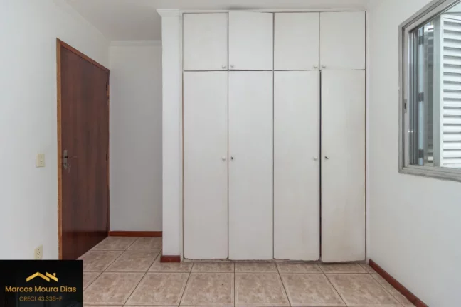 Imagem Apartamento em Pinheiros com 2 quartos, 60m², 1 Vaga de Garagem. Andar alto