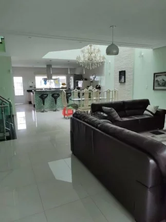 Imagem Sobrado à venda 3 Quartos, 3 Suites, 10 Vagas, 399M², Olímpico, São Caetano do Sul - SP