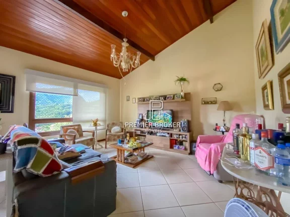 Imagem Casa à venda, 147 m² por R$ 670.000,00 - Albuquerque - Teresópolis/RJ