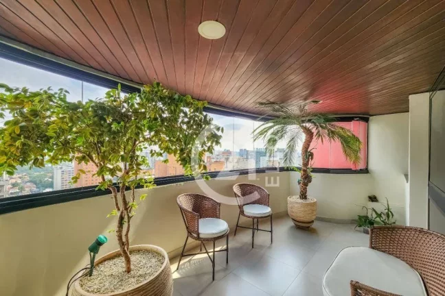 Imagem Apartamento com 4 dormitórios à venda, 198 m² por R$ 3.250.000,00 - Moema - São Paulo/SP