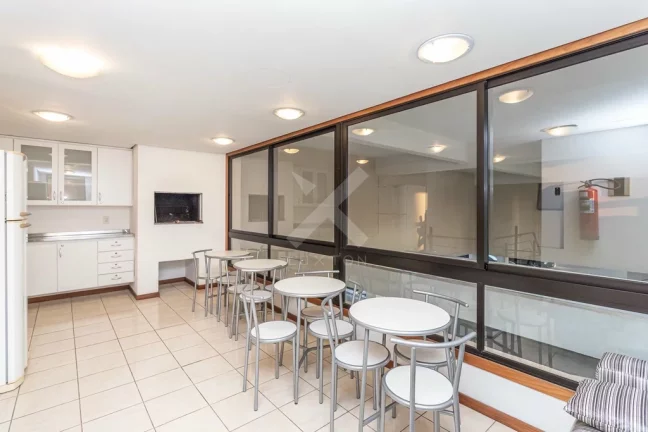 Imagem Apartamento à venda em Porto Alegre, Mont Serrat, com 1 quarto, 45m2