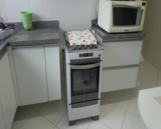 Imagem Apartamento lado praia com lazer, Tombo, Guarujá.