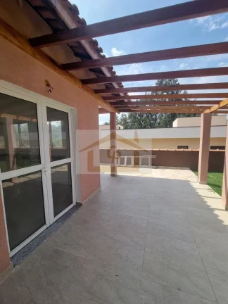Imagem Casa na região Granja Viana, *Térrea , 3 suítes, 4 vagas