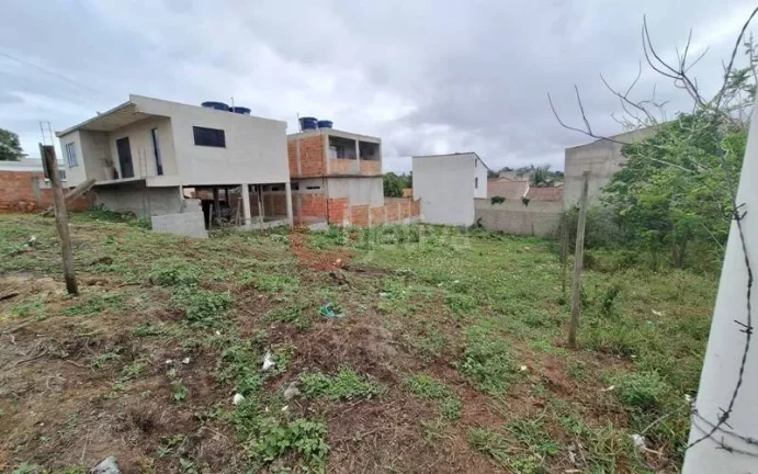 Imagem Terreno de 360 m² com rgi à venda no Guriri - Cabo Frio.