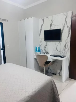 Imagem Casa com espaço para locação no Agudo Romão