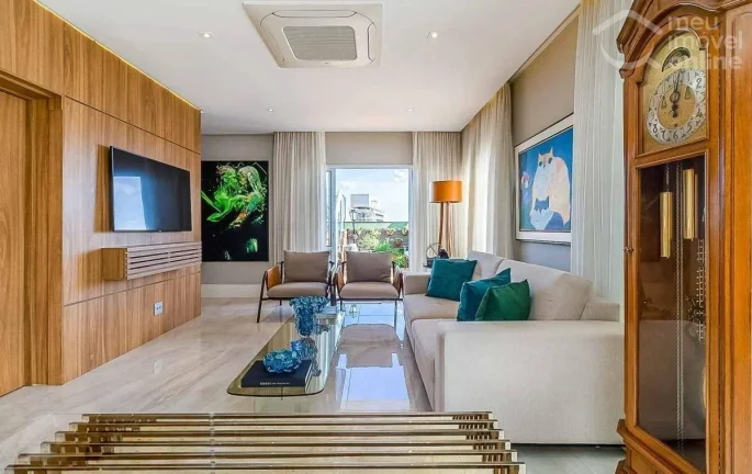 Imagem Cobertura a venda na Vila Nova Conceição, com 272 m2 sendo 4 suítes, closet e piscina privativa