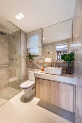 Imagem Casa Triplex de 3 Suítes com 321,60 m² para Venda no Parque das Rosas Barra