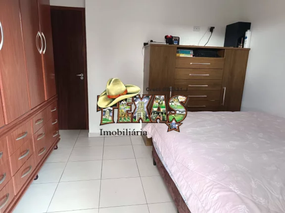 Imagem SOBRADO Á VENDA EM LIMOEIRO