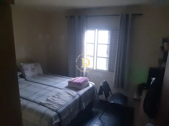 Imagem Sobrado - Monte Castelo - 2 Dormitórios - 160m²