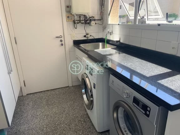 Imagem Morar na V Mariana , próximo ao parque do Ibirapuera , em rua arborizada e tranquila , dispensa com...