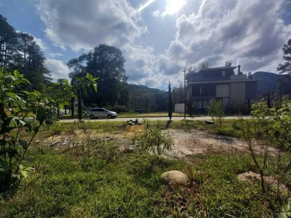 Imagem Terreno em Condomínio para Venda em Teresópolis / RJ no bairro Posse