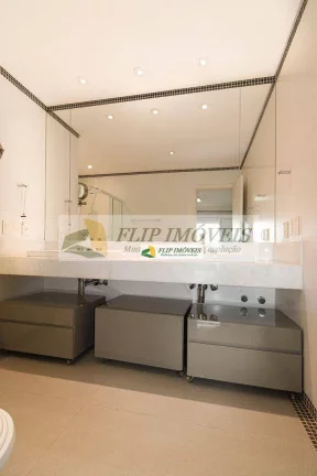 Imagem More em apartamento de alto padrão com 198 m² com 3 suítes, 5 vagas no miolo Cambuí - Campinas - SP