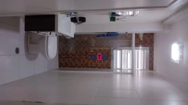 Imagem Apartamento 3 dormitórios enormes com dependência completa, a 2 quadra da praia, Gonzaga, Santos