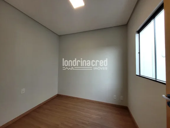 Imagem Excelente casa no Condomínio Heimtal Park com 3 dormitórios (1 suíte), sala e cozinha integradas, 2 banheiros e 1 vaga em terreno de 150m².