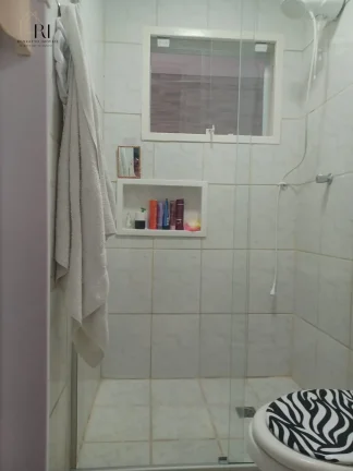 Imagem Casa com 2 quartos, 126m2, à venda
