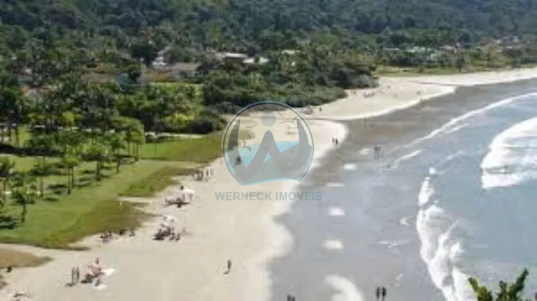 Imagem Imperdível oportunidade de casa à venda em Ubatuba-SP, bairro Folha Seca! 3 quartos, 1 suíte, 2 salas, 2 vagas de garagem, 300m².