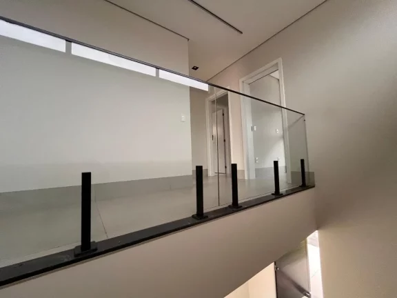 Imagem Casa em Condomínio para Venda em Cuiabá / MT no bairro Jardim Imperial