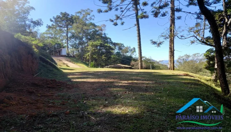 Imagem Terreno à Venda no Condomínio Quinta das Araucárias.