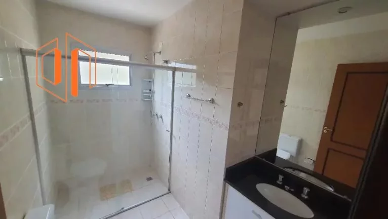 Imagem Sobrado para Venda em Curitiba, Santa Felicidade, 3 dormitórios, 1 suíte, 3 banheiros, 2 vagas