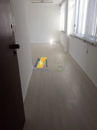 Imagem Vendo Sala Comercial em Santo André, Centro, Av Portugal