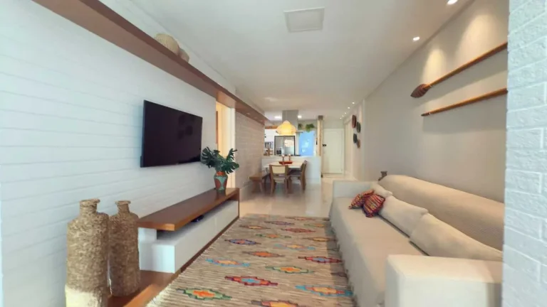 Imagem Apartamento alto padrão com 3 suítes e 3 vagas de garagem na Praia Brava Itajaí/SC