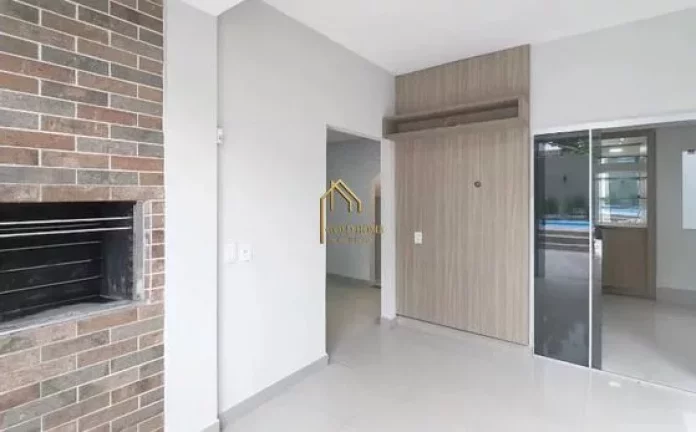 Sobrado Impecável à Venda no Bairro Santa Rosa