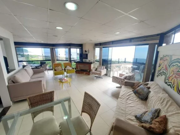Imagem Cobertura à Venda, 216m2, 4 Dormitórios(3S), 2 Vagas, Ingleses Norte, Florianópolis/SC