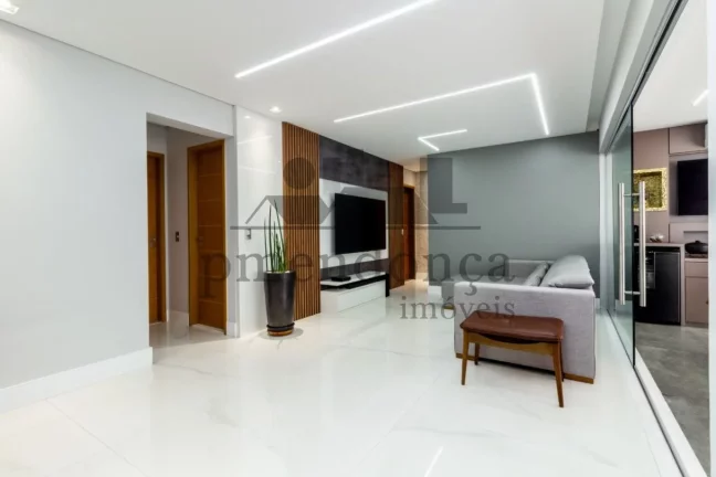 Imagem Apartamento com Design Contemporâneo no Alto da Lapa, 3 suítes e 3 vagas.