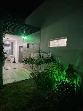 Imagem Casa no Alphaville, 3 quartos, sendo um suíte com closet, cozinha Integrada