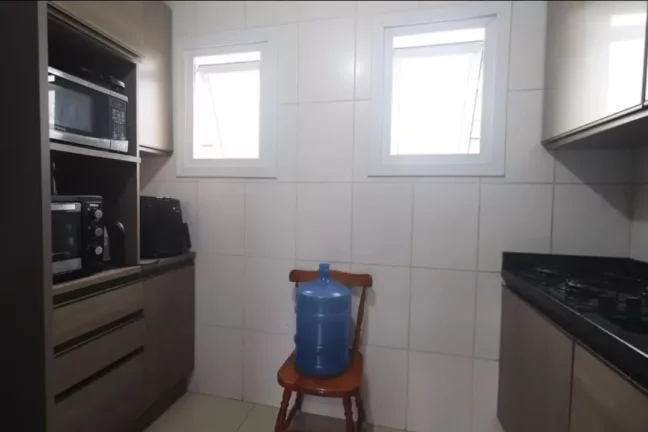Imagem Apartamento de 2 dormitórios semi mobiliado em localização privilegiada de Novo Hamburgo