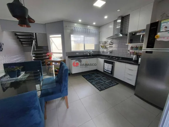 Imagem Sobrado à venda 3 Quartos, 3 Suites, 4 Vagas, Nova Gerty, São Caetano do Sul - SP