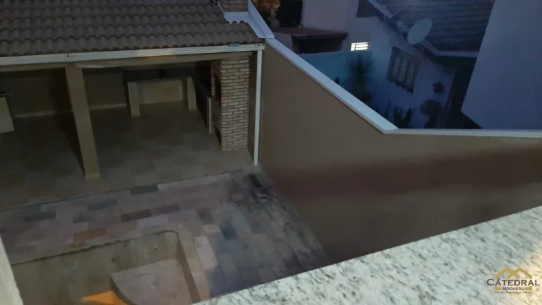 Imagem Sobrado 3 Quartos (1 Suíte) à Venda - Cidade Jardim - Jundiaí/SP.