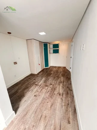Imagem Casa de condomínio com 3 quartos, 205.00m2, à venda