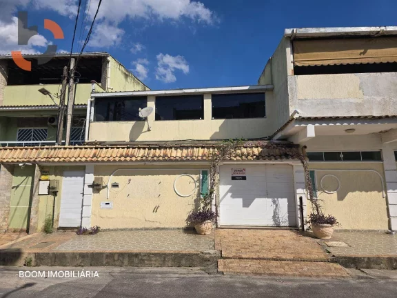 Casa com 2 dormitórios à venda, 97 m² por R$ 350.000,00 - Comendador Soares - Nova Iguaçu/RJ