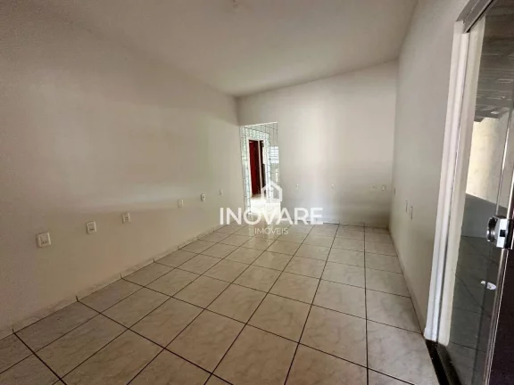 Imagem Casa com 2 dormitórios à venda, 120 m² por R$ 300.000,00 - Primavera - Araporã/MG