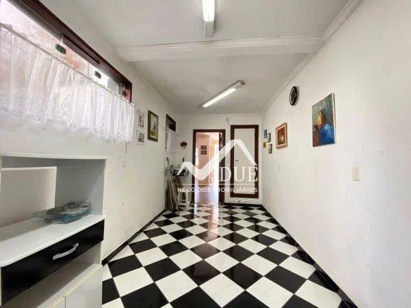 Imagem Sobrado com 3 dormitórios à venda, 109 m² por R$ 850.000,00 - Gonzaga - Santos/SP