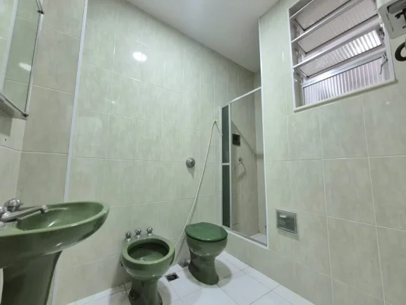 Imagem Apartamento para Venda em Rio de Janeiro, COPACABANA, 2 dormitórios, 1 banheiro, 1 vaga