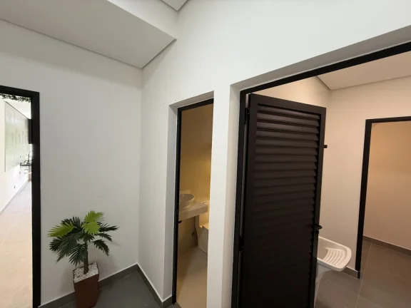 Imagem Casa à Venda no Condomínio Nova Jaguari com Piscina e Salão
